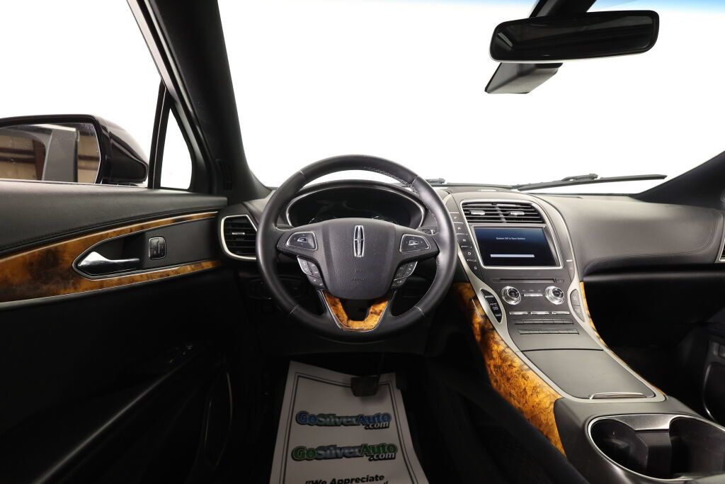 Used 2016 Lincoln MKX Reserve w/ Climate Package FWD image 29