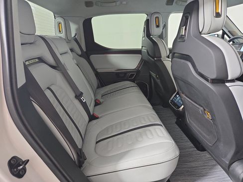 Used 2024 Rivian R1T Adventure AWD/4WD image 22