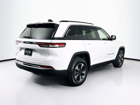 Used 2022 Jeep Grand Cherokee Limited 4xe w/ Luxury Tech Group II AWD/4WD image 9