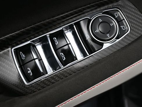 Used 2023 Chevrolet Corvette Stingray Premium Conv w/ Z51 Performance Package image 12