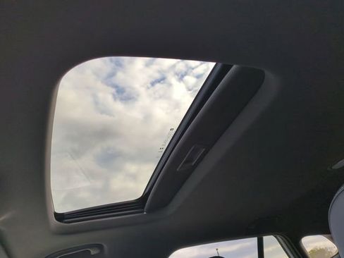 New 2026 Chevrolet Trax RS w/ Sunroof Package image 19