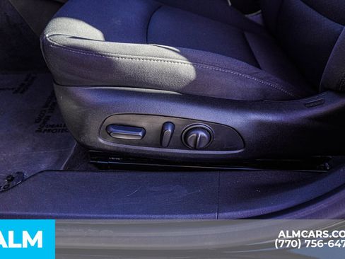 Used 2024 Chevrolet Malibu LT image 36