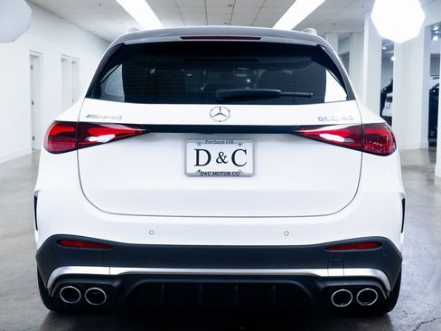 Used 2024 Mercedes-Benz GLC 43 AMG GLC 43 AMG image 5