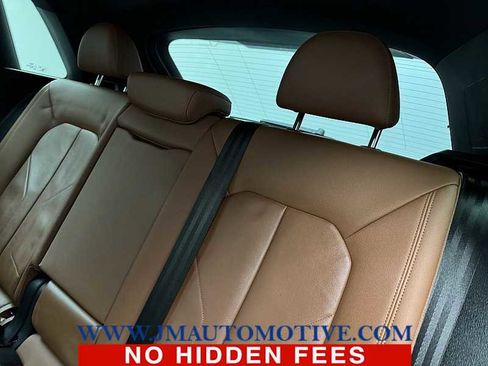 Used 2021 Audi Q3 2.0T Premium w/ Convenience Package image 16