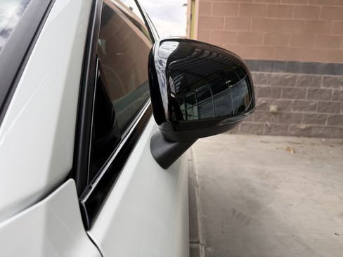 Used 2024 Volvo C40 P8 Recharge Ultimate w/ Protection Package Premier image 12