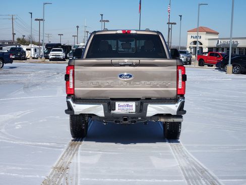 Used 2023 Ford F350 Lariat w/ Lariat Ultimate Package image 8