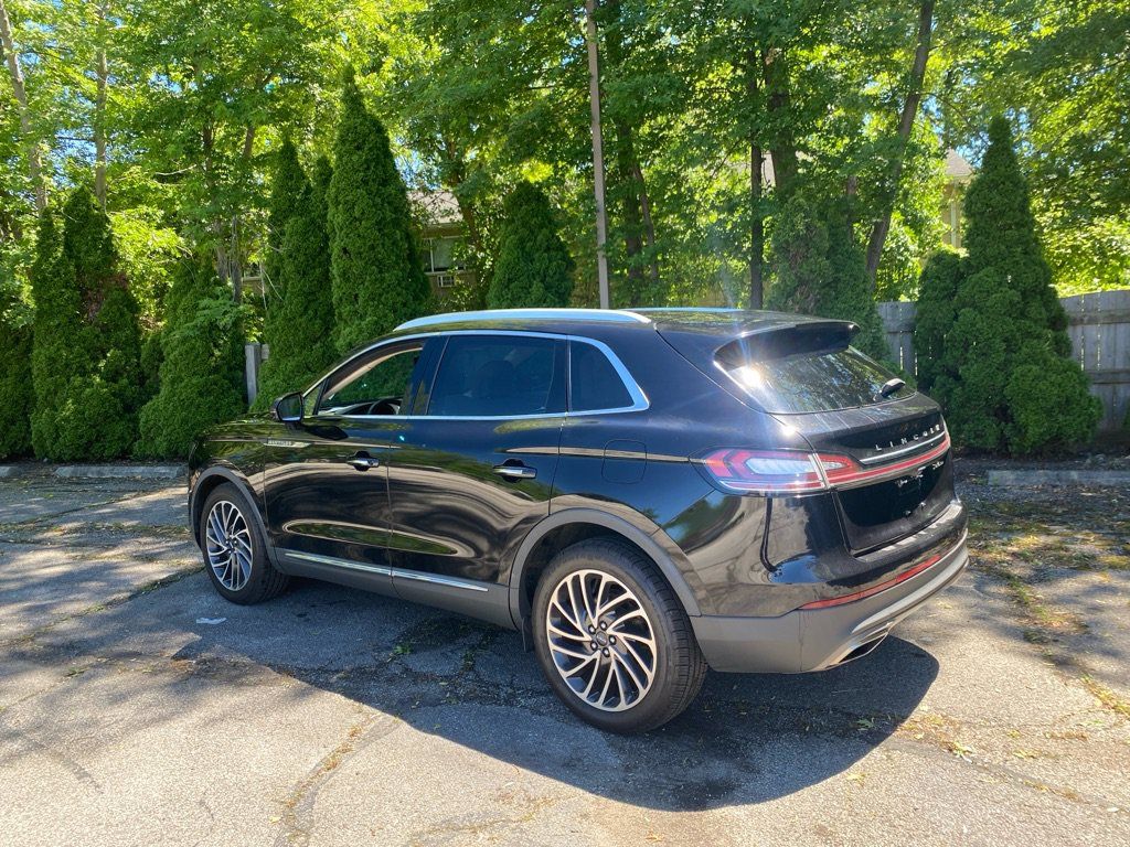 Used 2019 Lincoln Nautilus Reserve AWD/4WD image 3