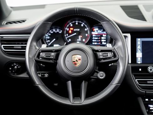 Used 2024 Porsche Macan GTS image 13