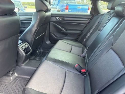 Used 2022 Honda Accord Sport image 14
