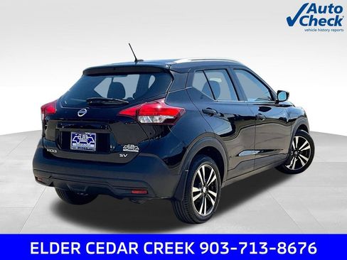 Used 2018 Nissan Kicks SV FWD image 14