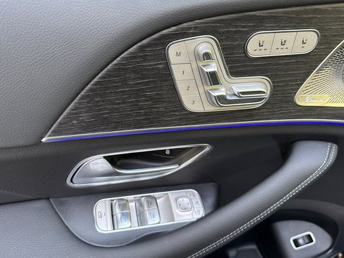 New 2026 Mercedes-Benz GLS 450 4MATIC image 22