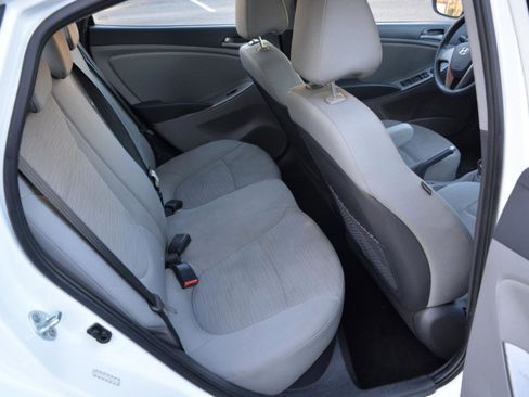 Used 2015 Hyundai Accent GLS image 17