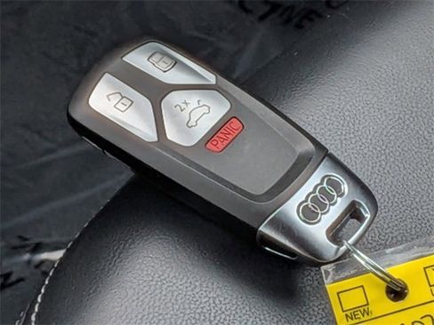 Used 2023 Audi Q5 2.0T Premium w/ Convenience Package image 38