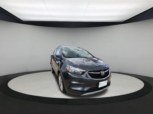 Used 2018 Buick Encore Preferred FWD image 1