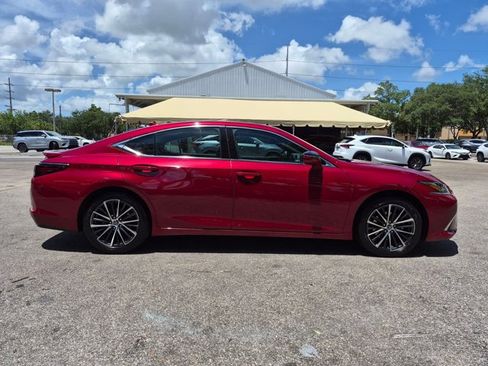 Certified 2023 Lexus ES 350 w/ Premium Package FWD image 4