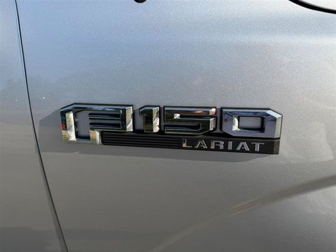 Used 2016 Ford F150 Lariat w/ Equipment Group 501A Mid AWD/4WD image 21