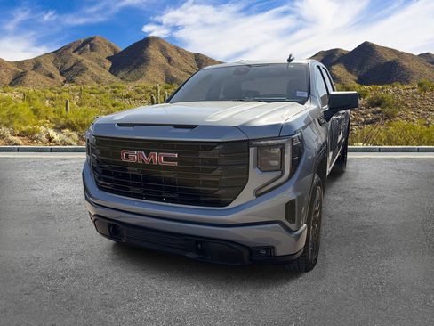 Used 2025 GMC Sierra 1500 Elevation AWD/4WD image 15