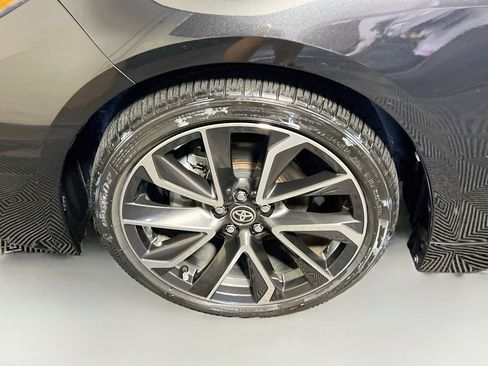 Used 2022 Toyota Corolla SE FWD image 13