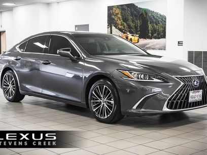 Certified 2025 Lexus ES 300h w/ Premium Package