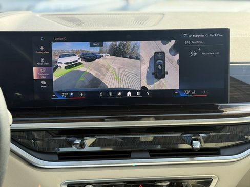 Certified 2025 BMW X7 xDrive40i w/ Executive Package image 31