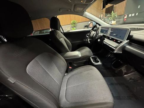 Used 2024 Hyundai Ioniq 5 SEL image 12