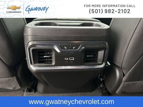 Used 2024 Chevrolet Silverado 2500 High Country w/ High Country Premium Package image 29