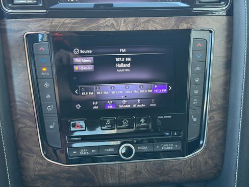 Used 2021 INFINITI QX80 Premium Select w/ All-Season Package image 17