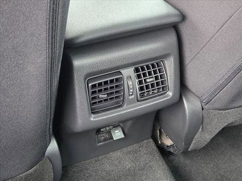 Used 2025 Toyota Camry LE image 16