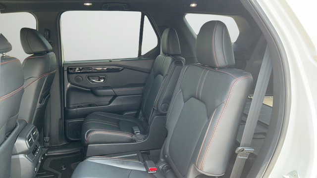 Used 2025 Honda Pilot TrailSport image 21
