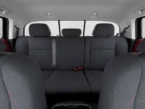 Used 2018 Toyota Tacoma SR5 RWD image 20