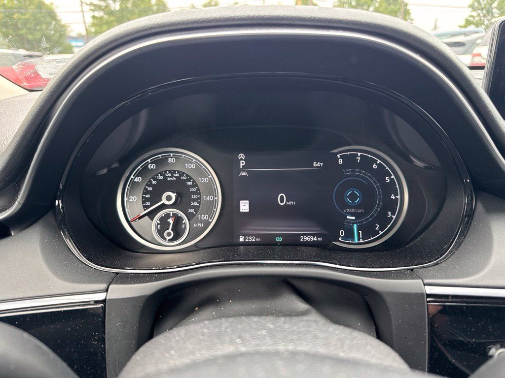 Used 2025 Genesis GV70 2.5T AWD/4WD image 15