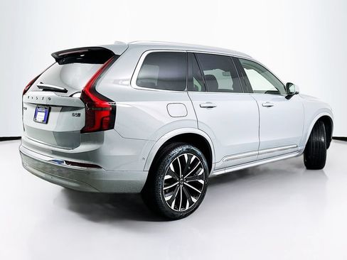 Used 2026 Volvo XC90 B5 Plus w/ Protection Package Premier AWD/4WD image 7