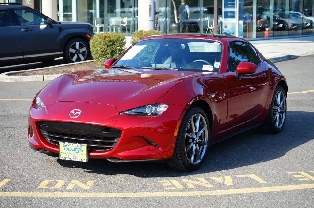 Used 2022 MAZDA MX-5 Miata RF Grand Touring RWD image 1