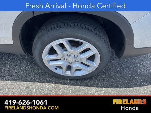 Used 2024 Honda Passport EX-L image 11