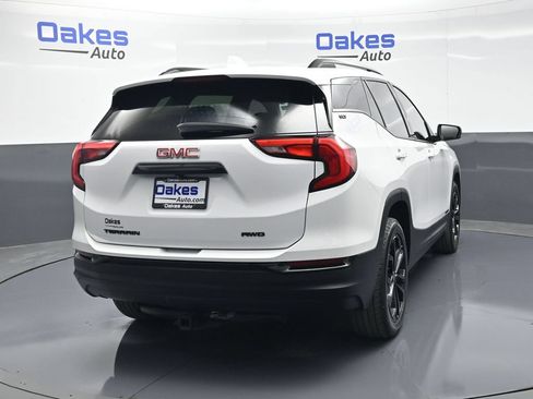 Used 2020 GMC Terrain SLT w/ Preferred Package AWD/4WD image 3