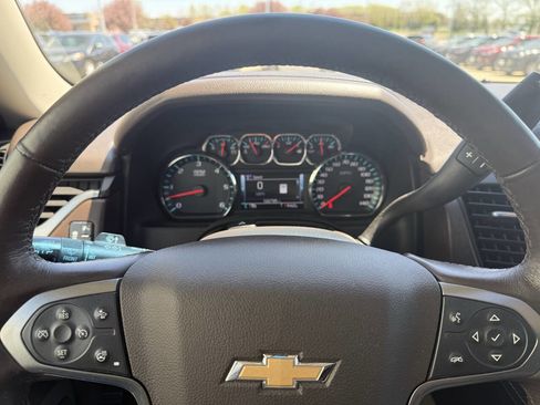 Used 2018 Chevrolet Tahoe LT w/ LT Signature Package AWD/4WD image 8