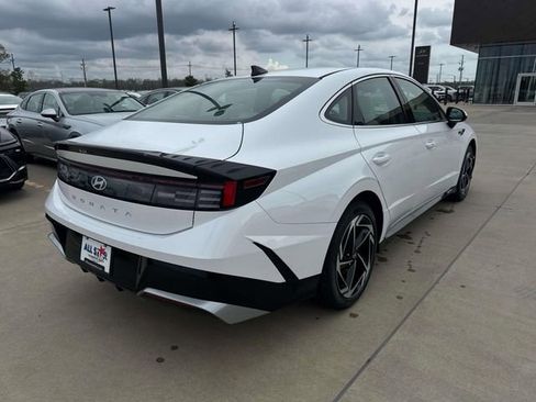 New 2026 Hyundai Sonata SEL FWD image 9