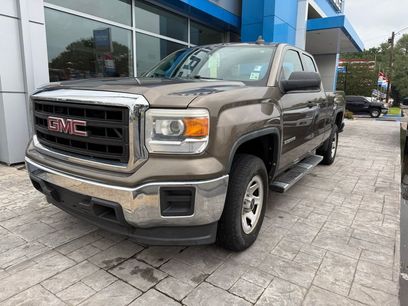 Used 2015 GMC Sierra 1500 2WD Double Cab w/ Sierra Convenience Package