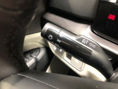 New 2026 Kia Sportage EX image 23