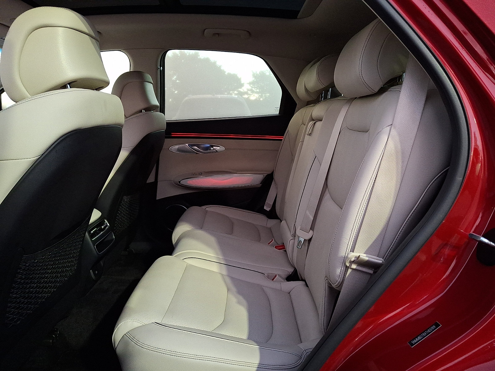 Certified 2026 Genesis GV70 2.5T Advanced AWD/4WD image 10