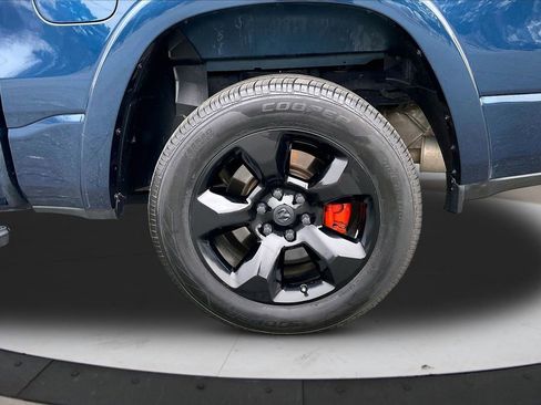 Used 2020 RAM 1500 Big Horn w/ Built-to-serve Edition image 36