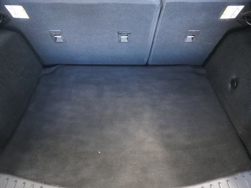 Used 2018 Ford Focus SE image 19