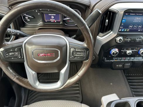 Used 2022 GMC Sierra 1500 SLE w/ X31 Off-Road Package image 15