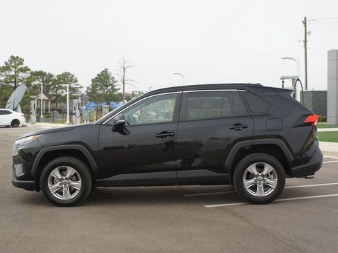 Used 2023 Toyota RAV4 XLE image 11