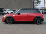 Used 2017 MINI Cooper S image 3