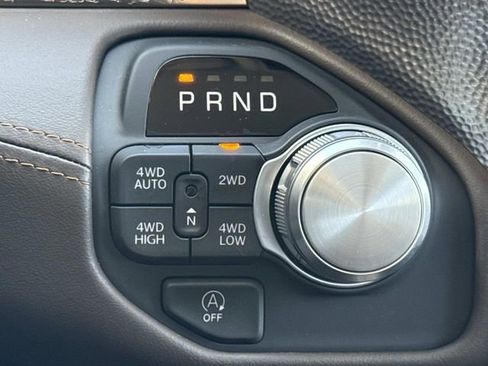 New 2026 RAM 1500 Limited w/ Trailer Tow Group AWD/4WD image 16