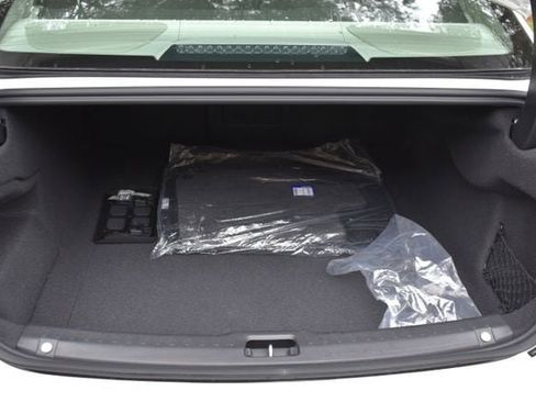 New 2024 Volvo S90 B6 Plus image 17