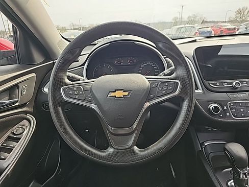 Used 2023 Chevrolet Malibu LT image 5