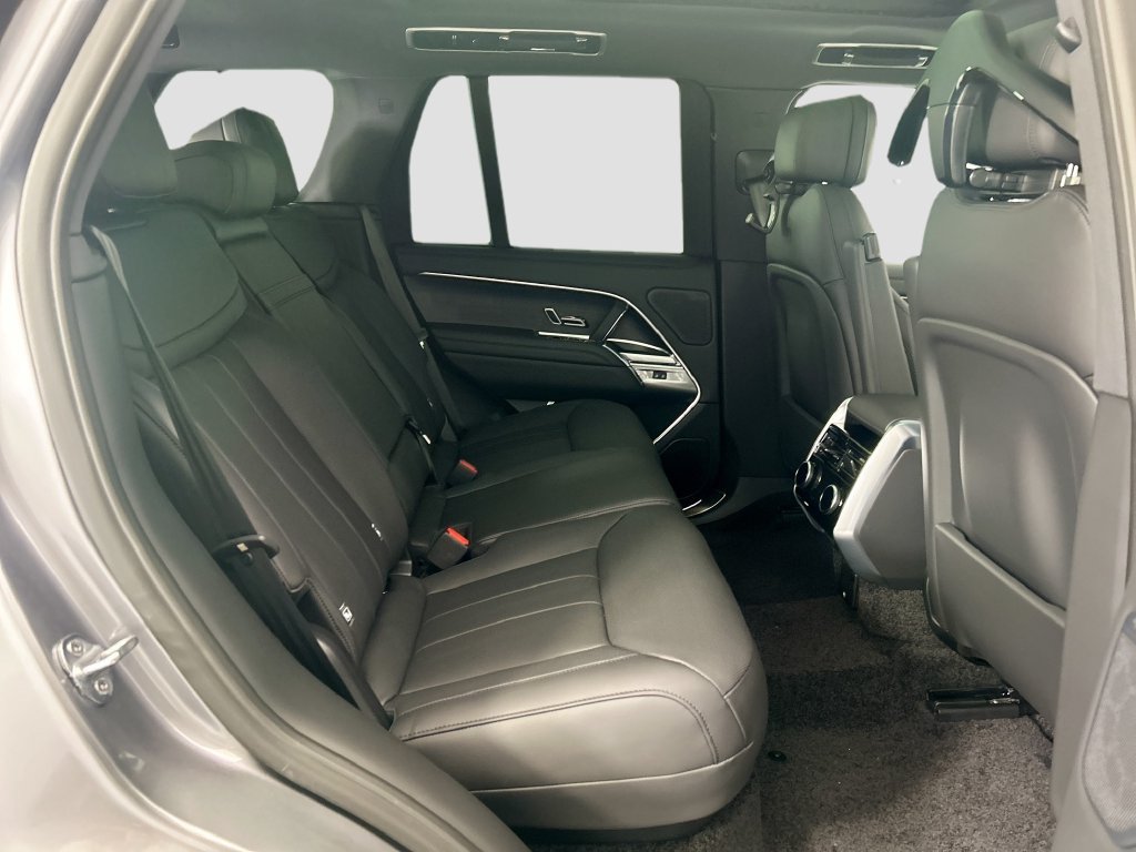 New 2026 Land Rover Range Rover SE AWD/4WD image 21