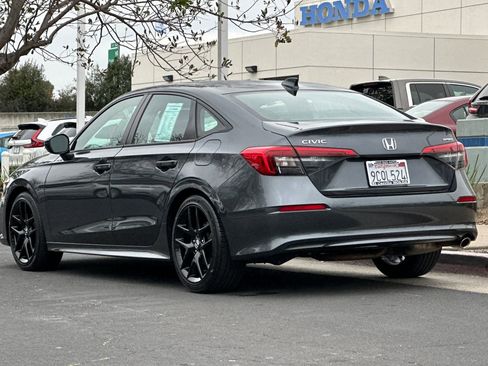 Used 2022 Honda Civic Sport image 5